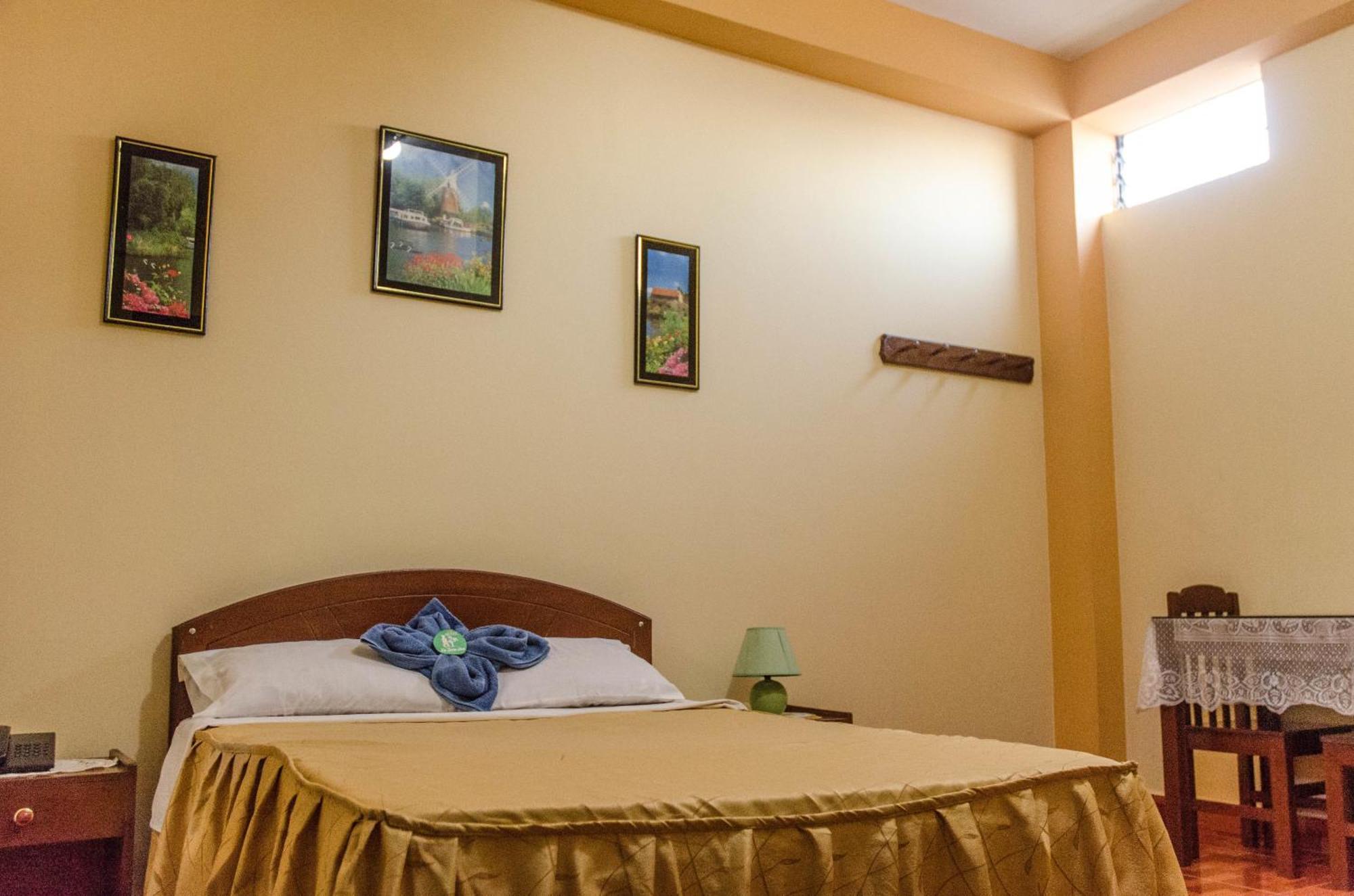 La Torre Inn ปูแอร์โต มัลโดนาโด ห้อง รูปภาพ