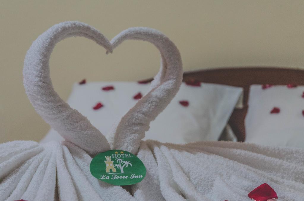 La Torre Inn ปูแอร์โต มัลโดนาโด ห้อง รูปภาพ